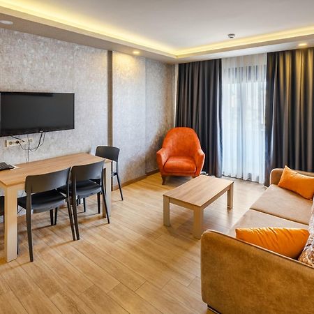 Golden World Suite Hotel Antalya Buitenkant foto