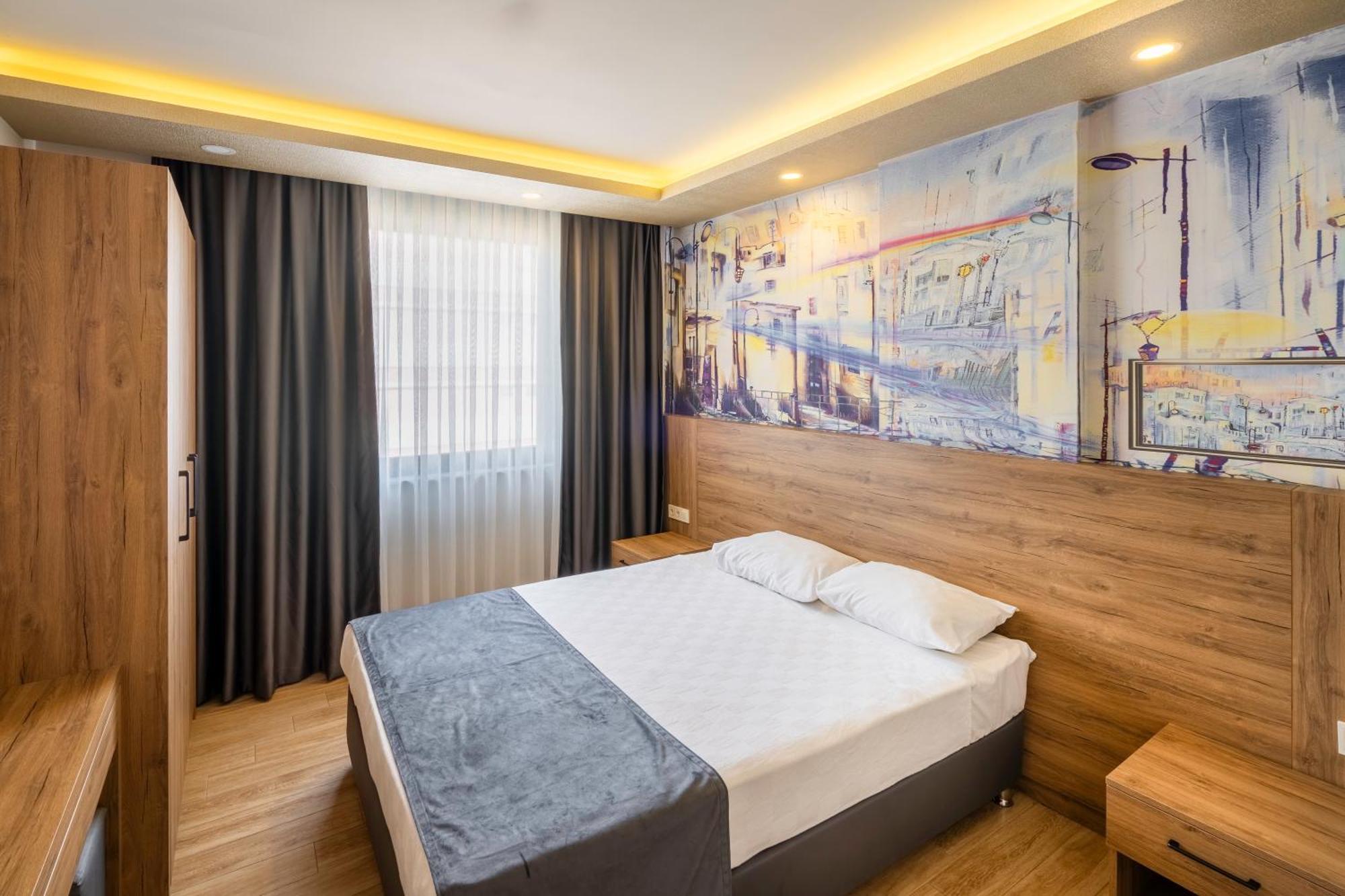 Golden World Suite Hotel Antalya Buitenkant foto