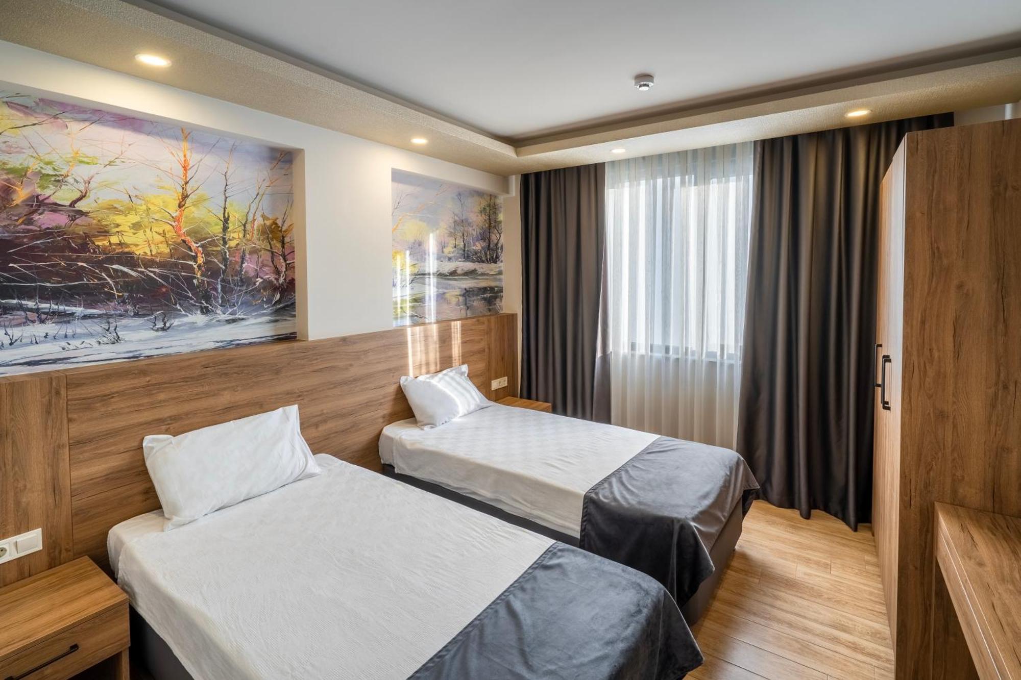 Golden World Suite Hotel Antalya Buitenkant foto