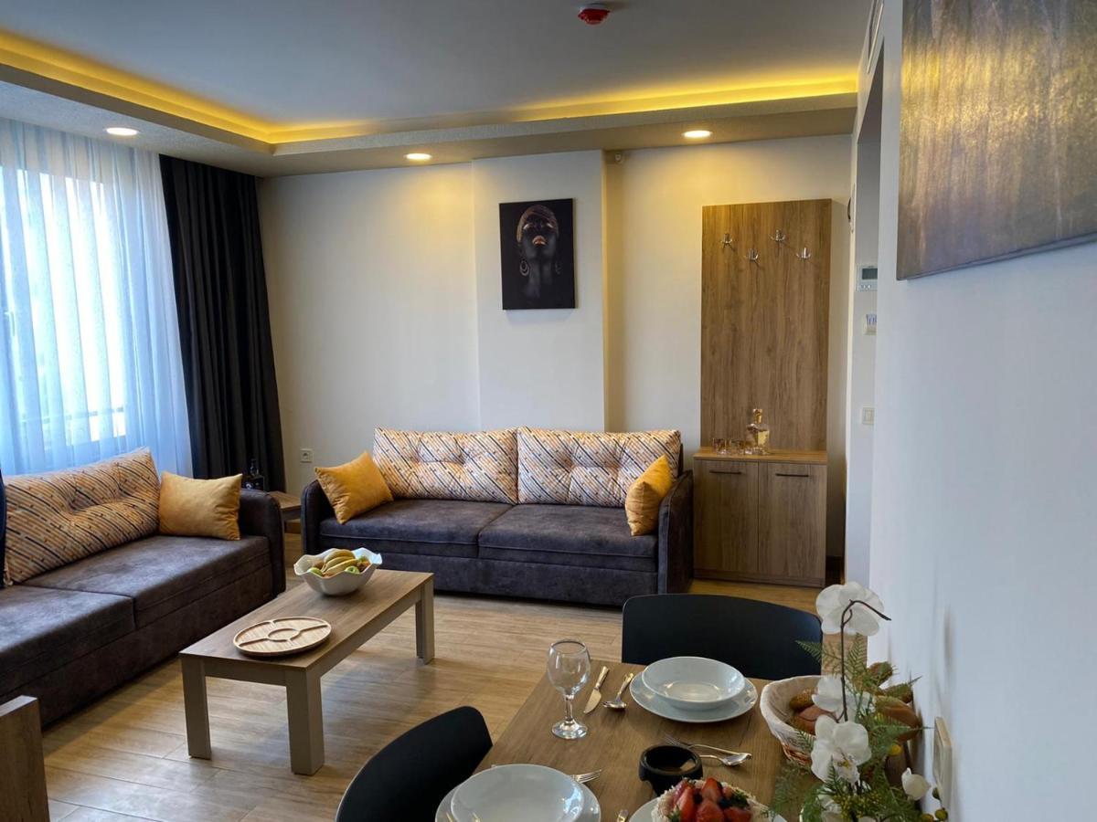Golden World Suite Hotel Antalya Buitenkant foto