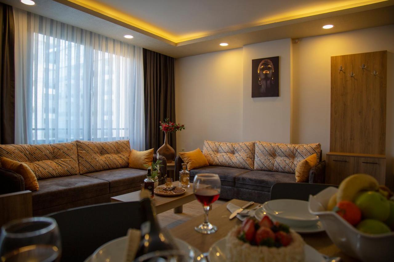 Golden World Suite Hotel Antalya Buitenkant foto