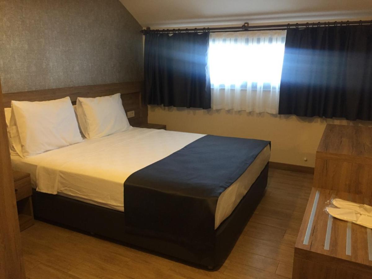Golden World Suite Hotel Antalya Buitenkant foto