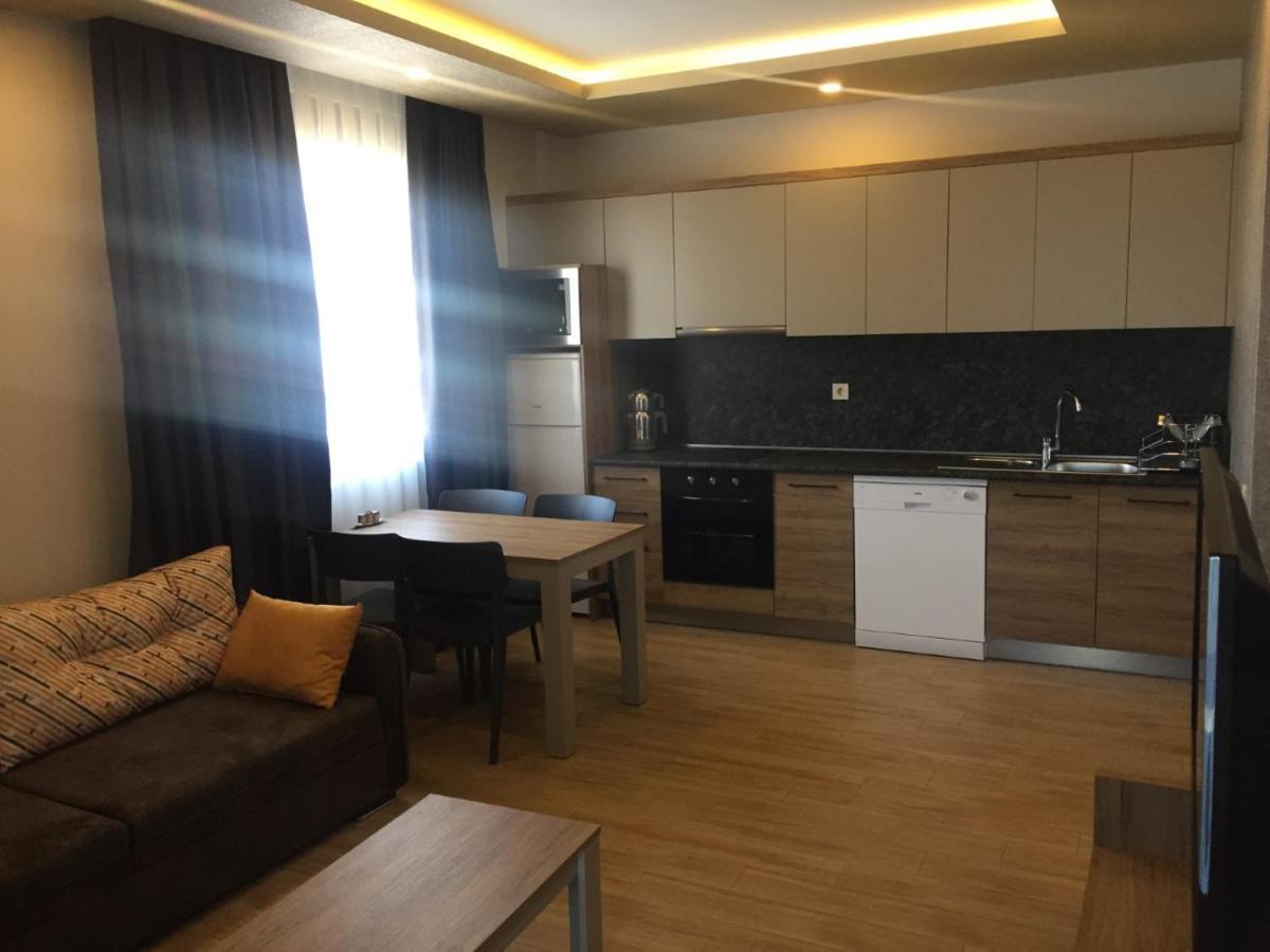 Golden World Suite Hotel Antalya Buitenkant foto