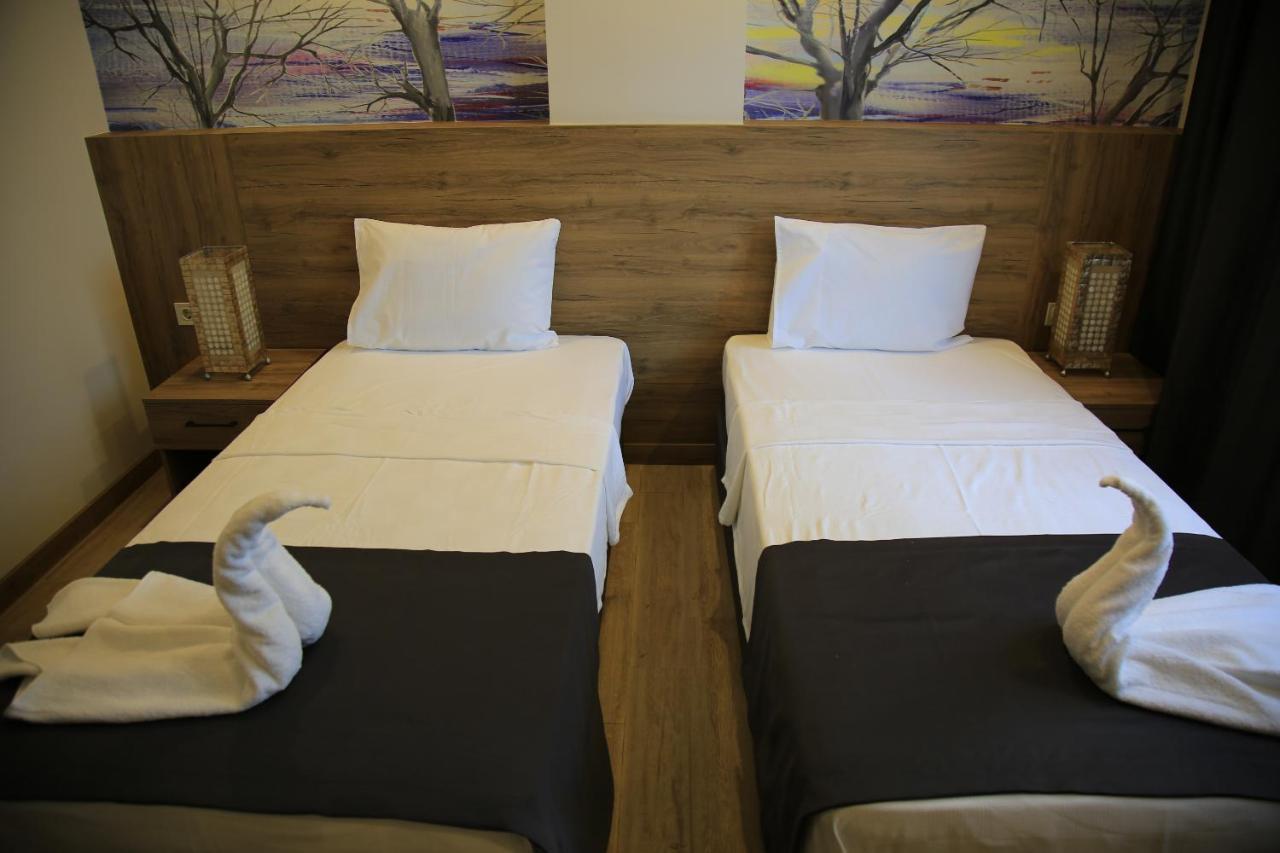 Golden World Suite Hotel Antalya Buitenkant foto