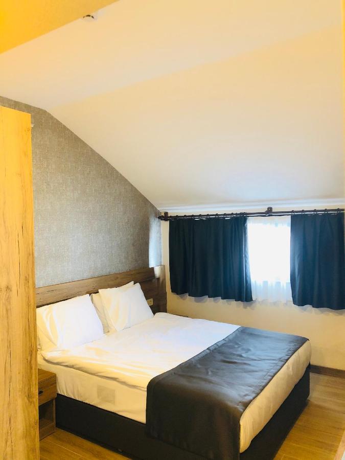Golden World Suite Hotel Antalya Buitenkant foto