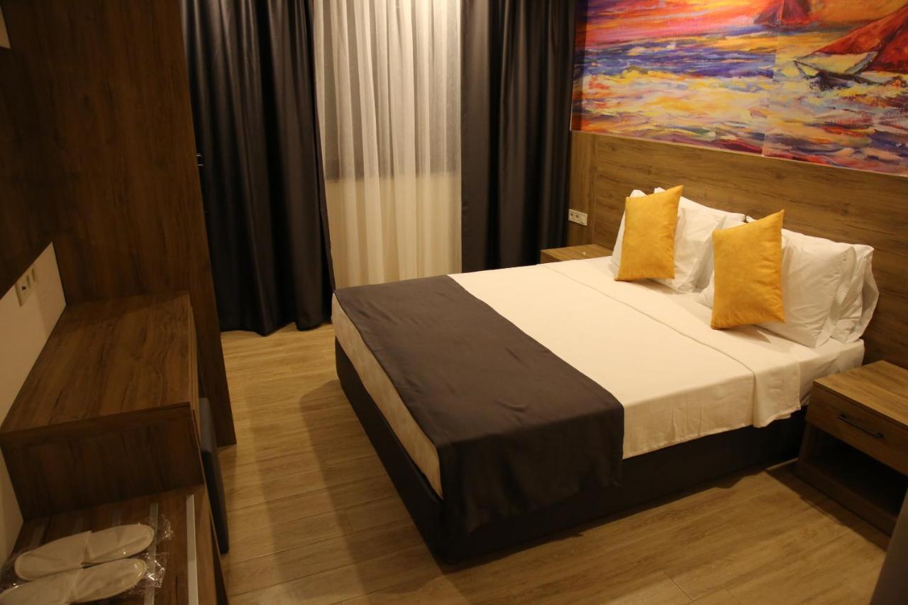 Golden World Suite Hotel Antalya Buitenkant foto