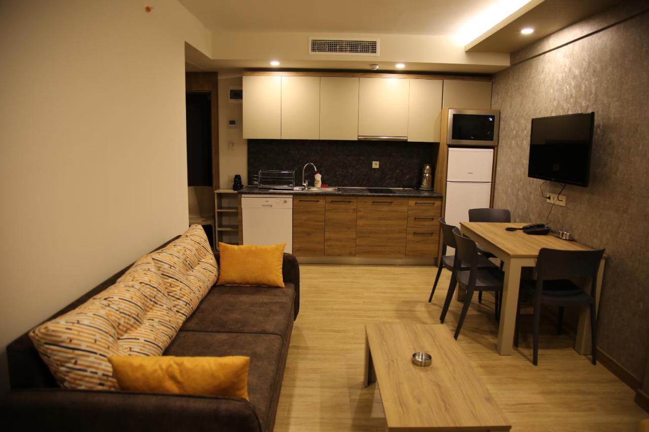 Golden World Suite Hotel Antalya Buitenkant foto